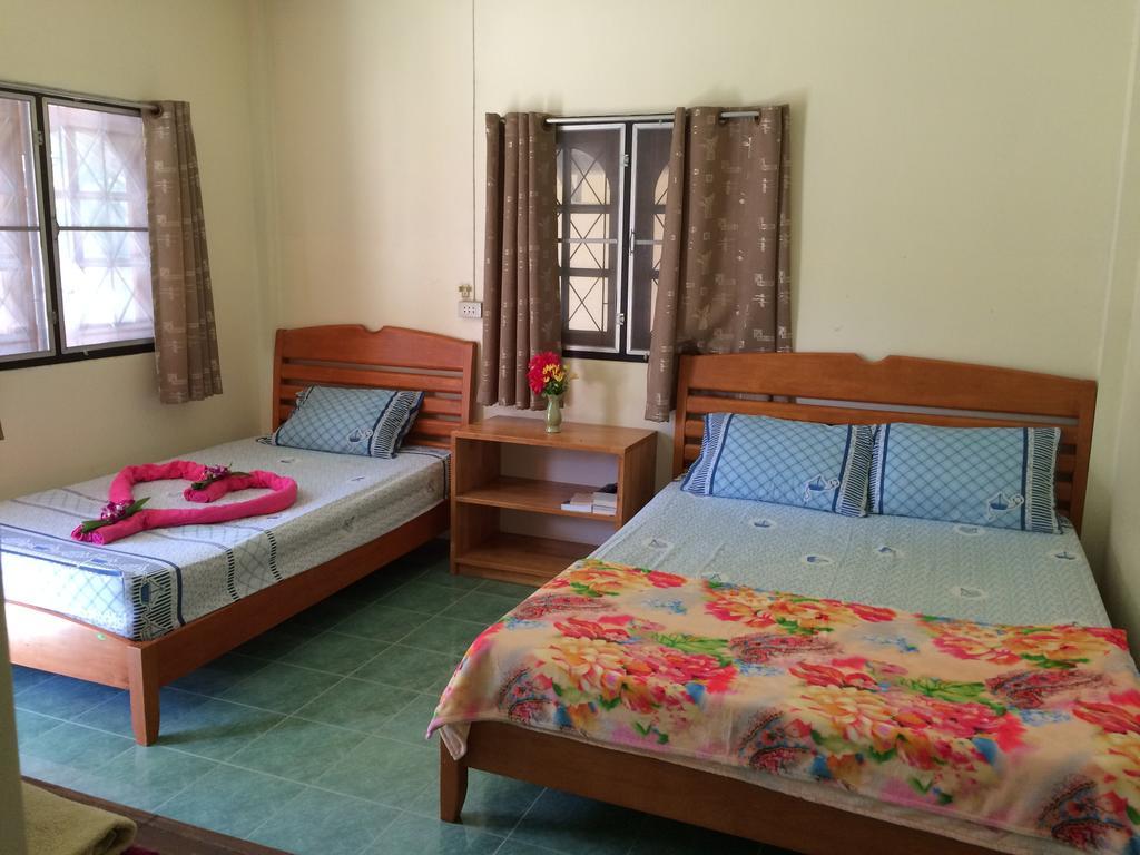 Suksabai Resort Haad Rin Esterno foto