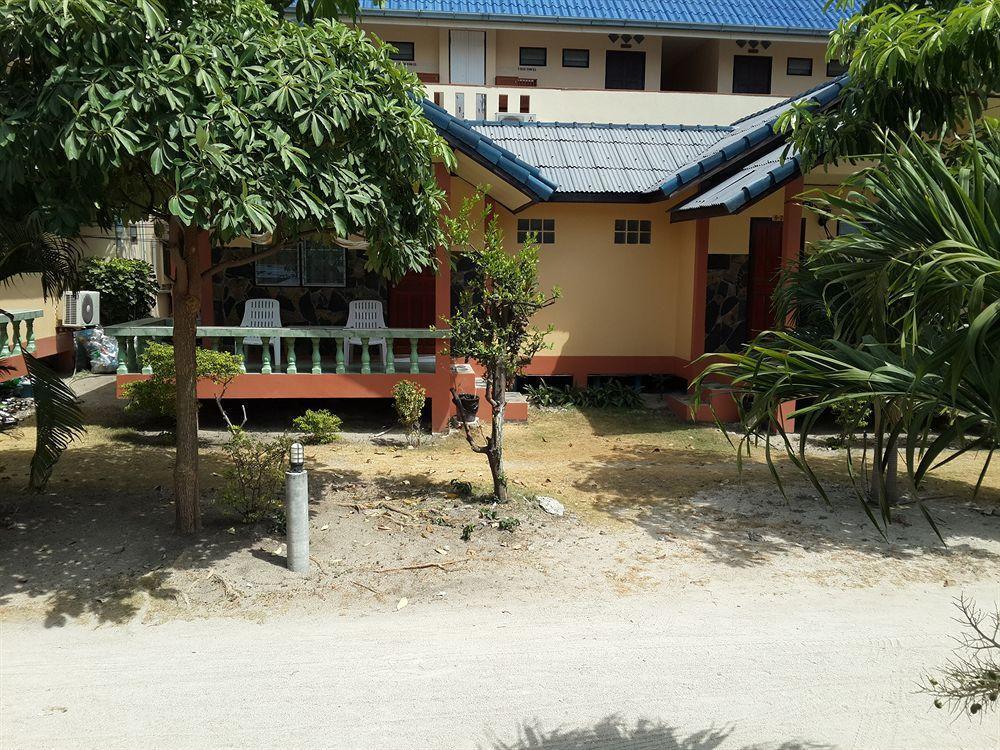 Suksabai Resort Haad Rin Esterno foto