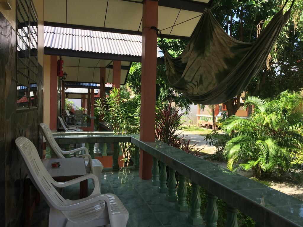Suksabai Resort Haad Rin Esterno foto