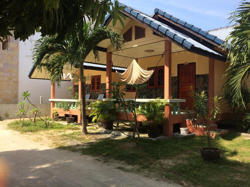 Suksabai Resort Haad Rin Esterno foto